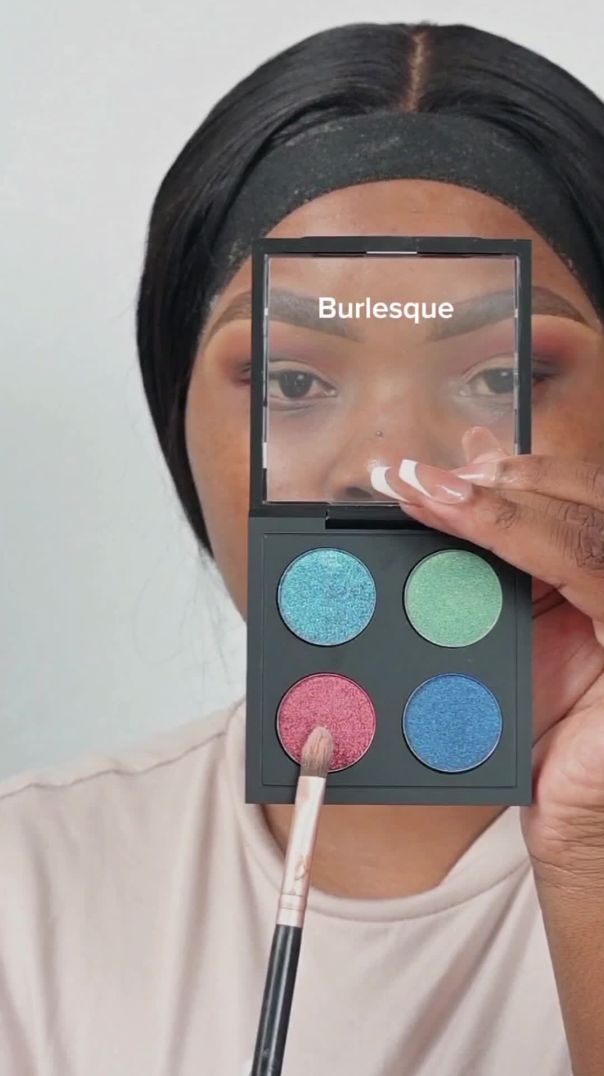 ⁣Build Your Own 4 Shade Eyeshadow Palette